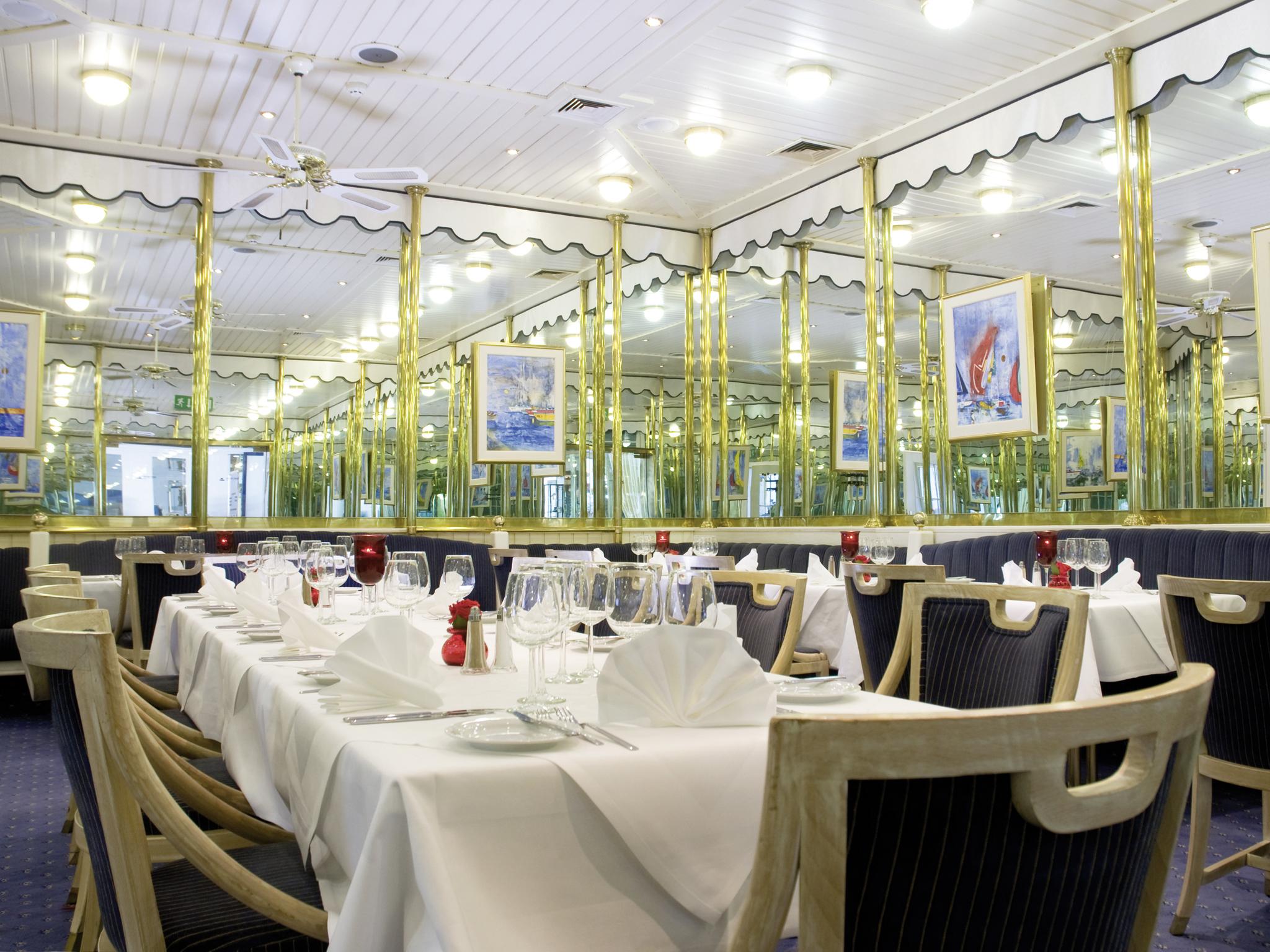Eventhotel Pyramide Voesendorf Luaran gambar