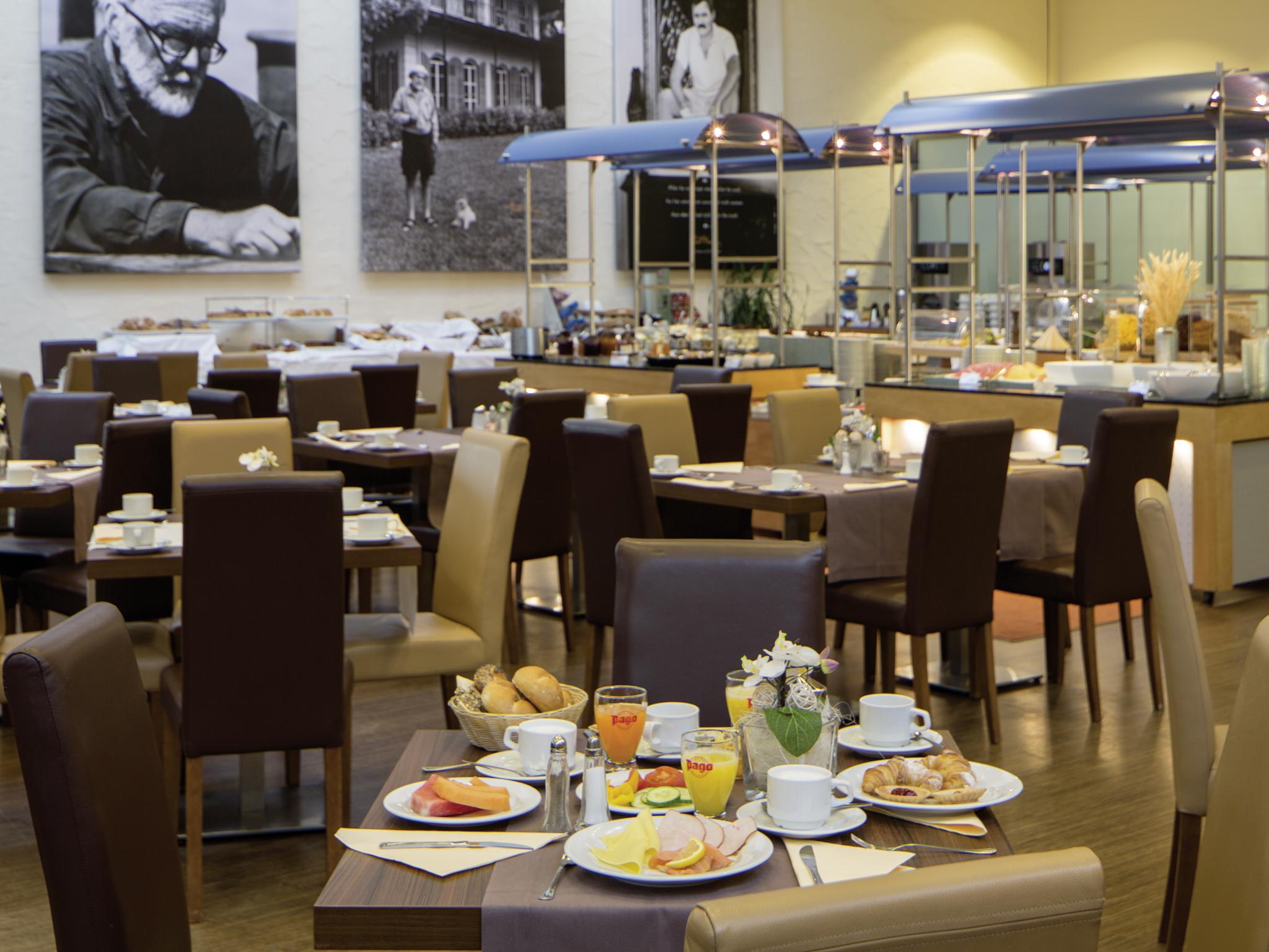 Eventhotel Pyramide Voesendorf Luaran gambar