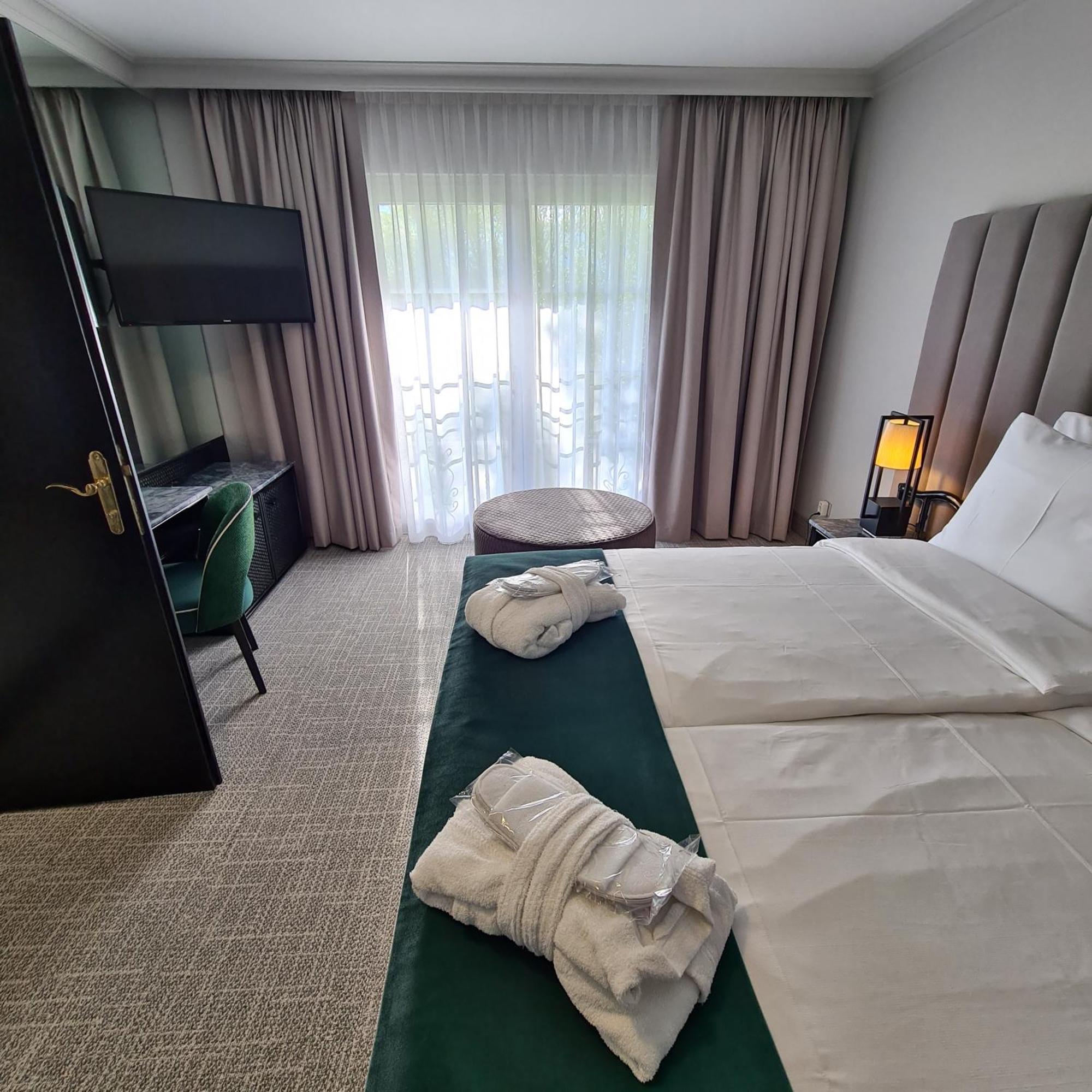 Eventhotel Pyramide Voesendorf Luaran gambar